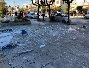 Παπάγου: Άγνωστοι ανατίναξαν ΑΤΜ τα ξημερώματα (φωτό)